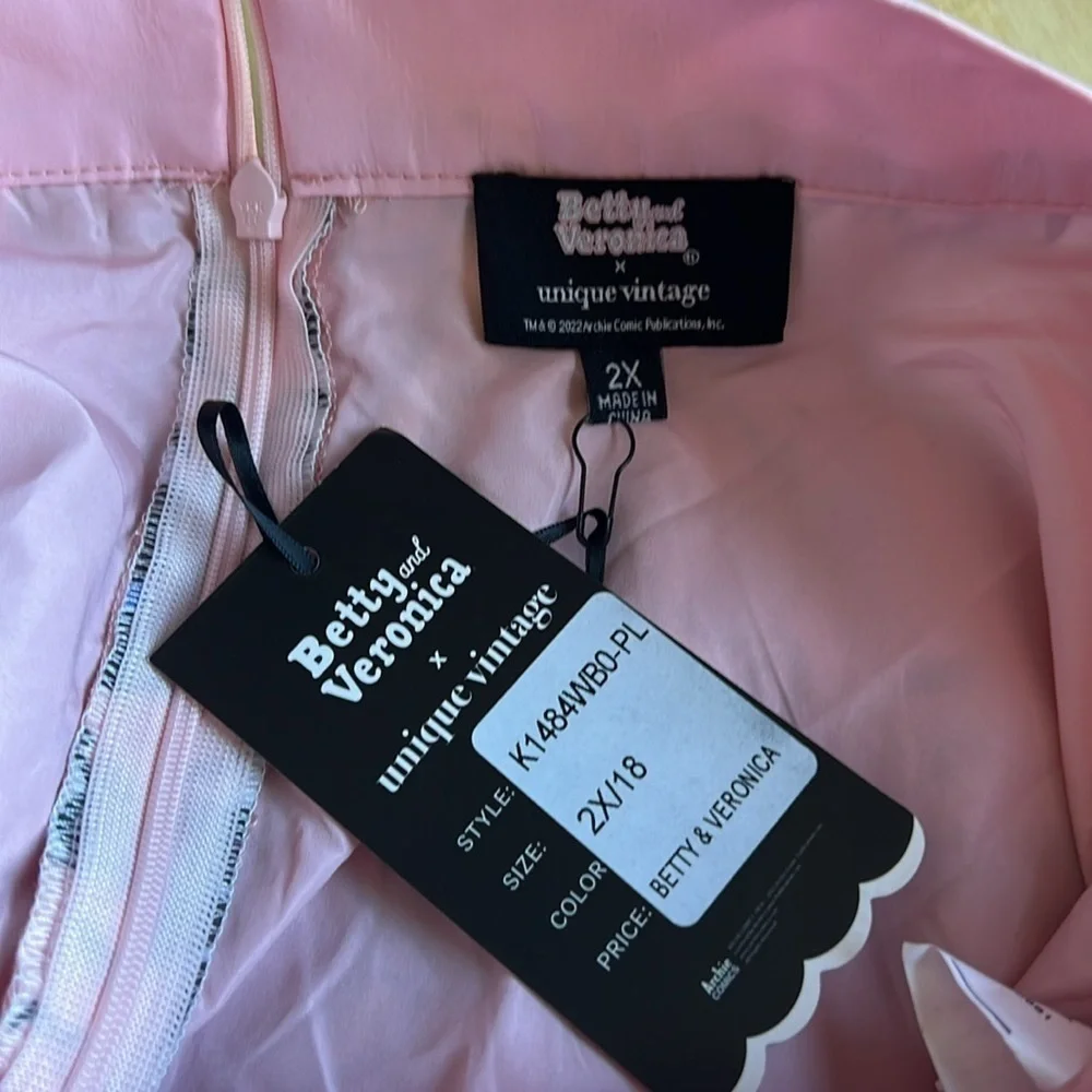 NWT Unique Vintage Betty and Veronica skirt - Picture 7 of 7